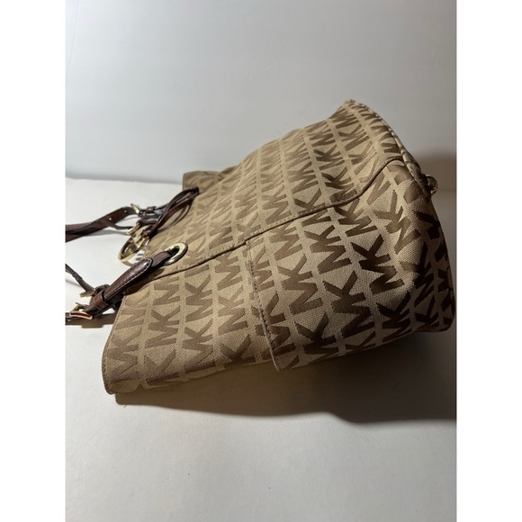 Michael Kors Brown Signature Tote Bag - Picture 5 of 9